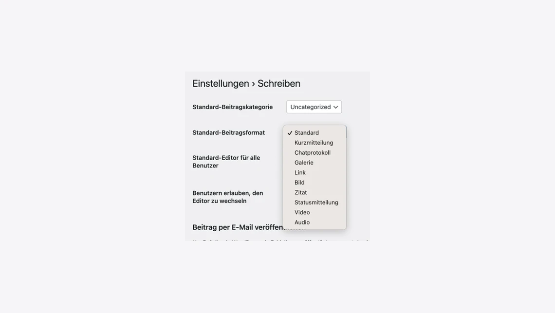 Kleines Screenshot eines Einstellungsfensters: Einstellungen > Schreiben, Dropdown Standard-Beitragkategorie auf Uncategorized.