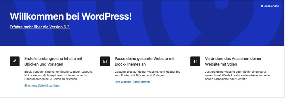 WordPress-Willkommensseite mit blauer Kopfzeile, Überschrift 'Willkommen bei WordPress!' und drei Karten mit Symbolen.