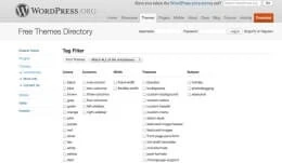 Screenshot einer WordPress.org-Seite im Free Theme Directory; tabellarische Liste mit Theme-Namen, Versionen und Autoren.