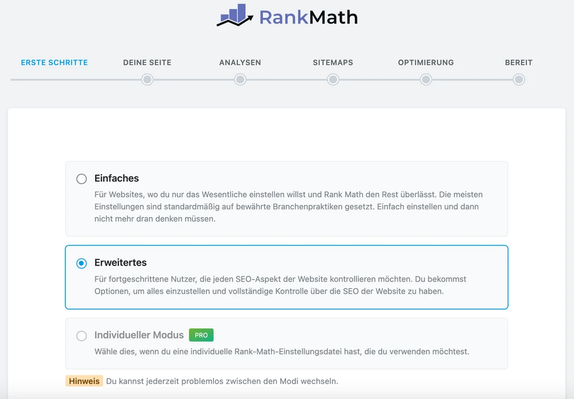 Rank Math Einstellungsseite mit drei Modusoptionen: Einfach, Erweitertes (ausgewählt) und Individueller Modus; Hinweis unten.