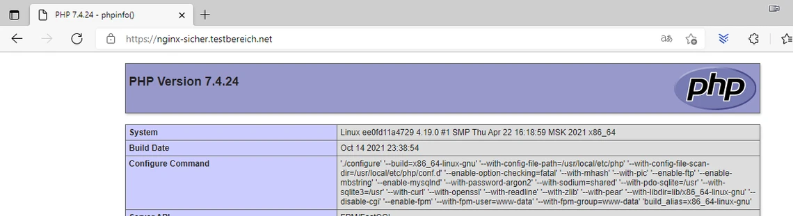 PHP-Info Seite mit Version 7.4.24 und Systeminformationen